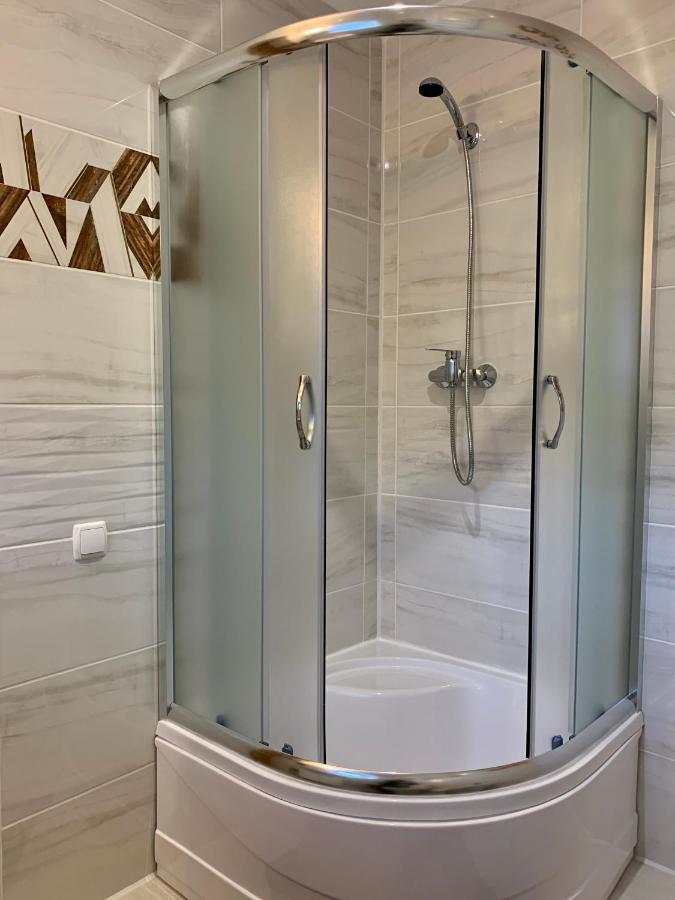Underhills House Apartment Яремче Екстериор снимка