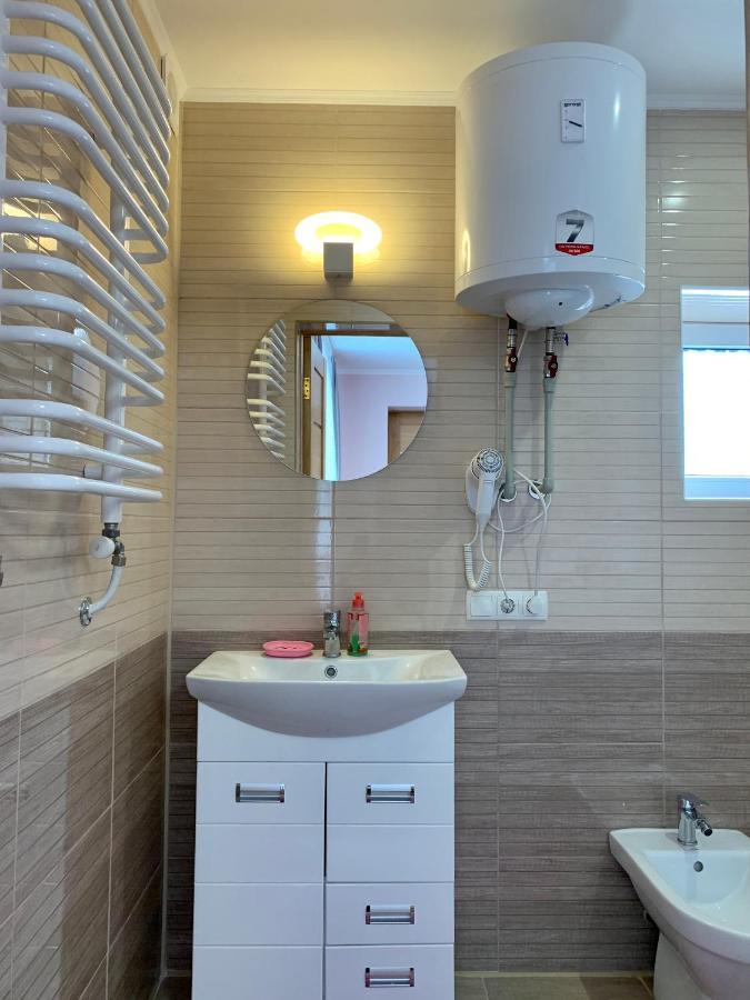 Underhills House Apartment Яремче Екстериор снимка